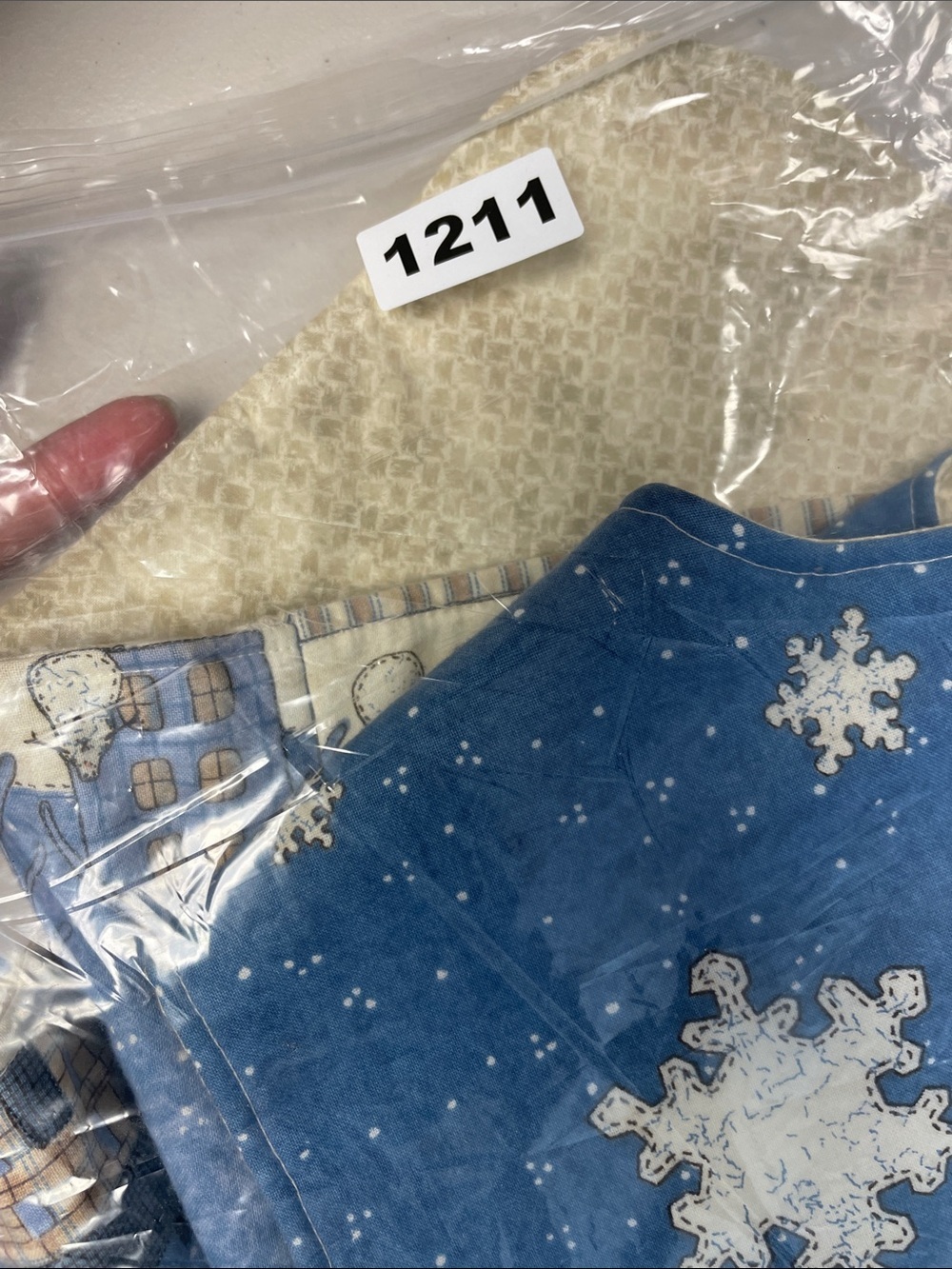 Vintage Winter Snowman Patchwork Vest Blue Cream Christmas Holiday Cottagecore - Picture 12 of 12